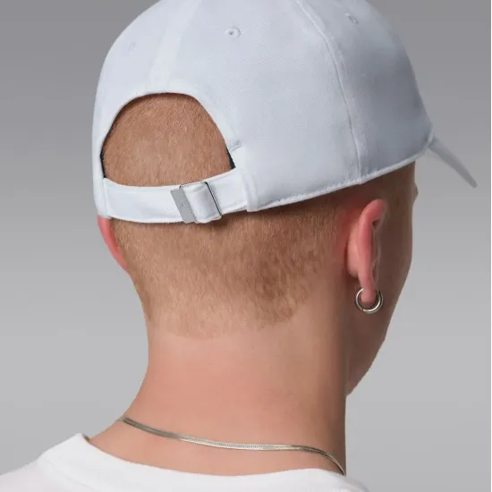 Кепка Nike Air Jordan Club Cap Unstructured Adjustable IF8483-100