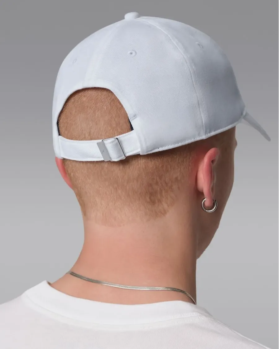 Кепка Nike Air Jordan Club Cap Unstructured Adjustable IF8483-100