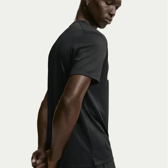 Футболка Nike Miler Dri-FIT UV IF9475-010