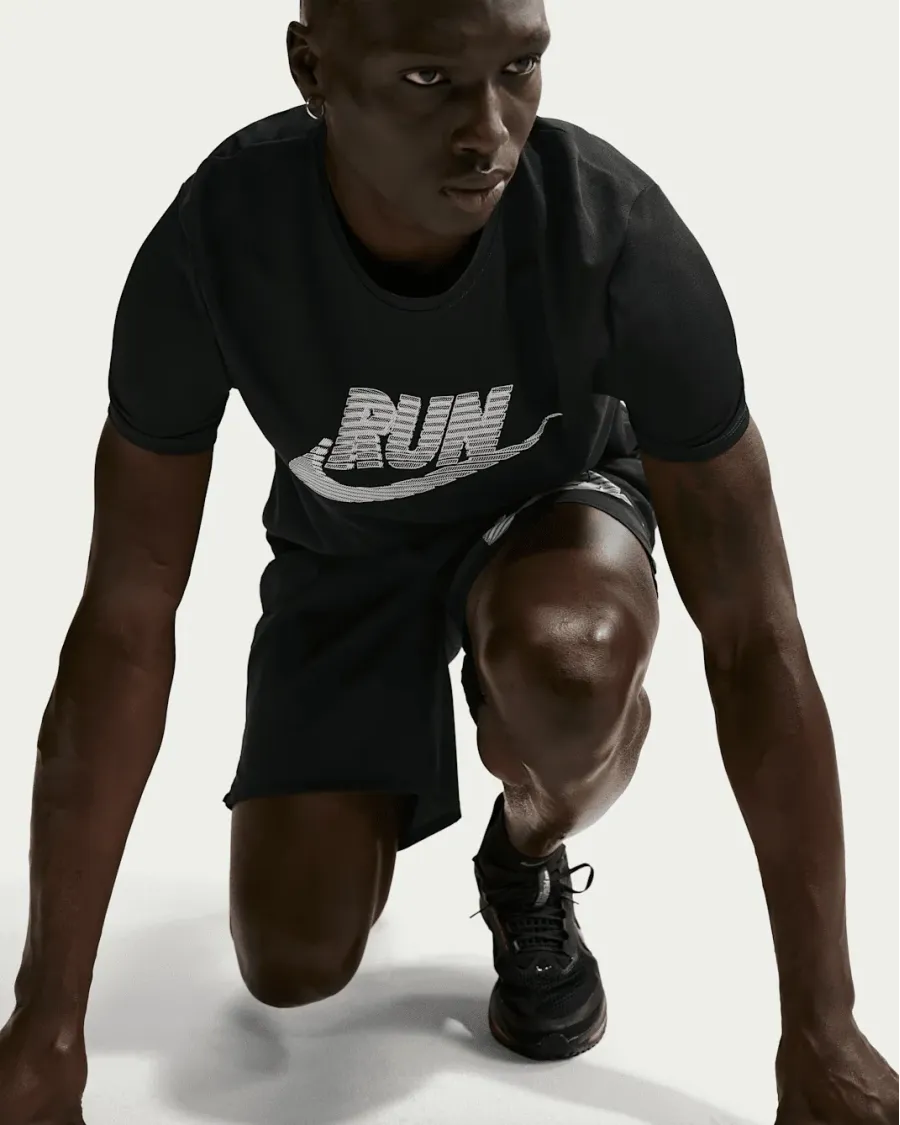 Футболка Nike Miler Dri-FIT UV IF9475-010