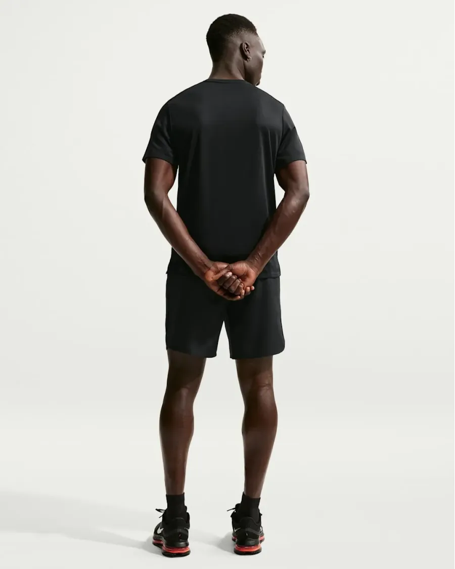 Футболка Nike Miler Dri-FIT UV IF9475-010