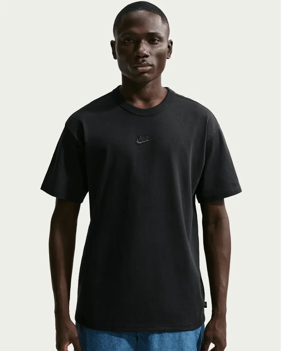 Футболка Nike Sportswear Premium Essentials IH1121-010