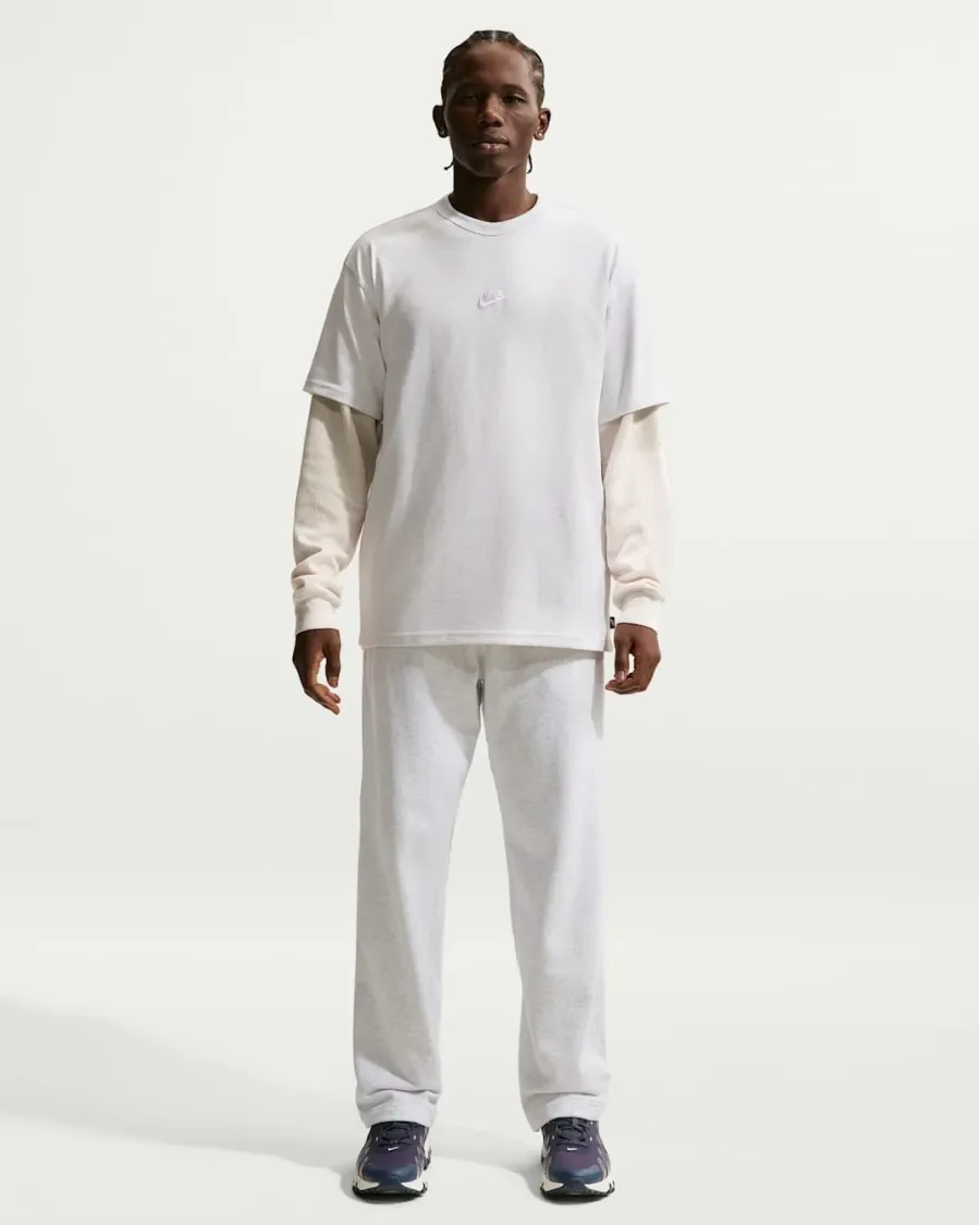 Футболка Nike Sportswear Premium Essentials IH1121-051