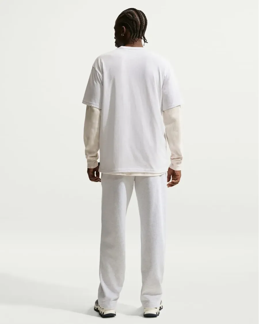 Футболка Nike Sportswear Premium Essentials IH1121-051