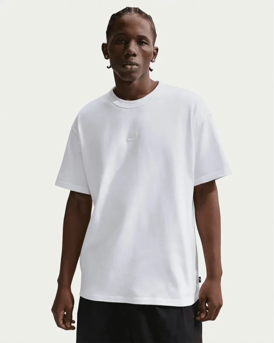 Футболка Nike Sportswear Premium Essentials IH1121-100