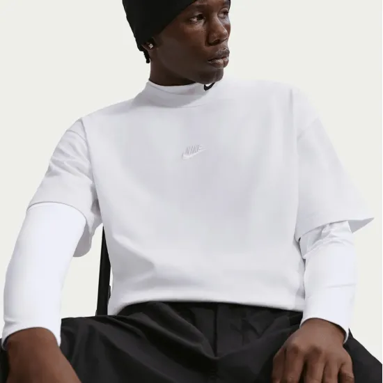 Футболка Nike Sportswear Premium Essentials IH1121-100