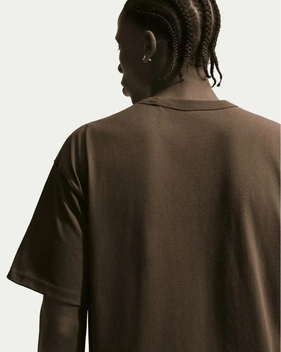 Футболка Nike Sportswear Premium Essentials IH1121-212