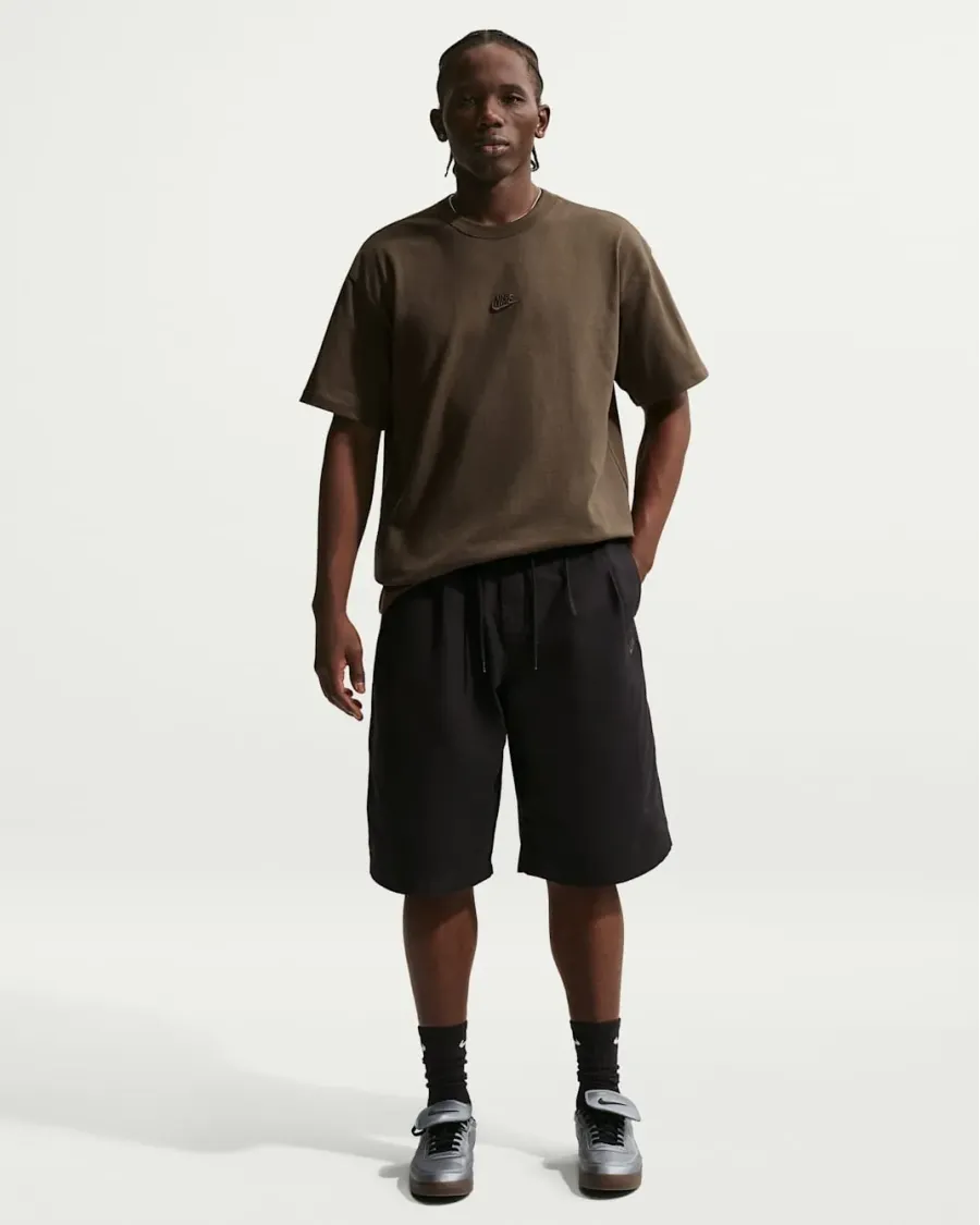 Футболка Nike Sportswear Premium Essentials IH1121-212
