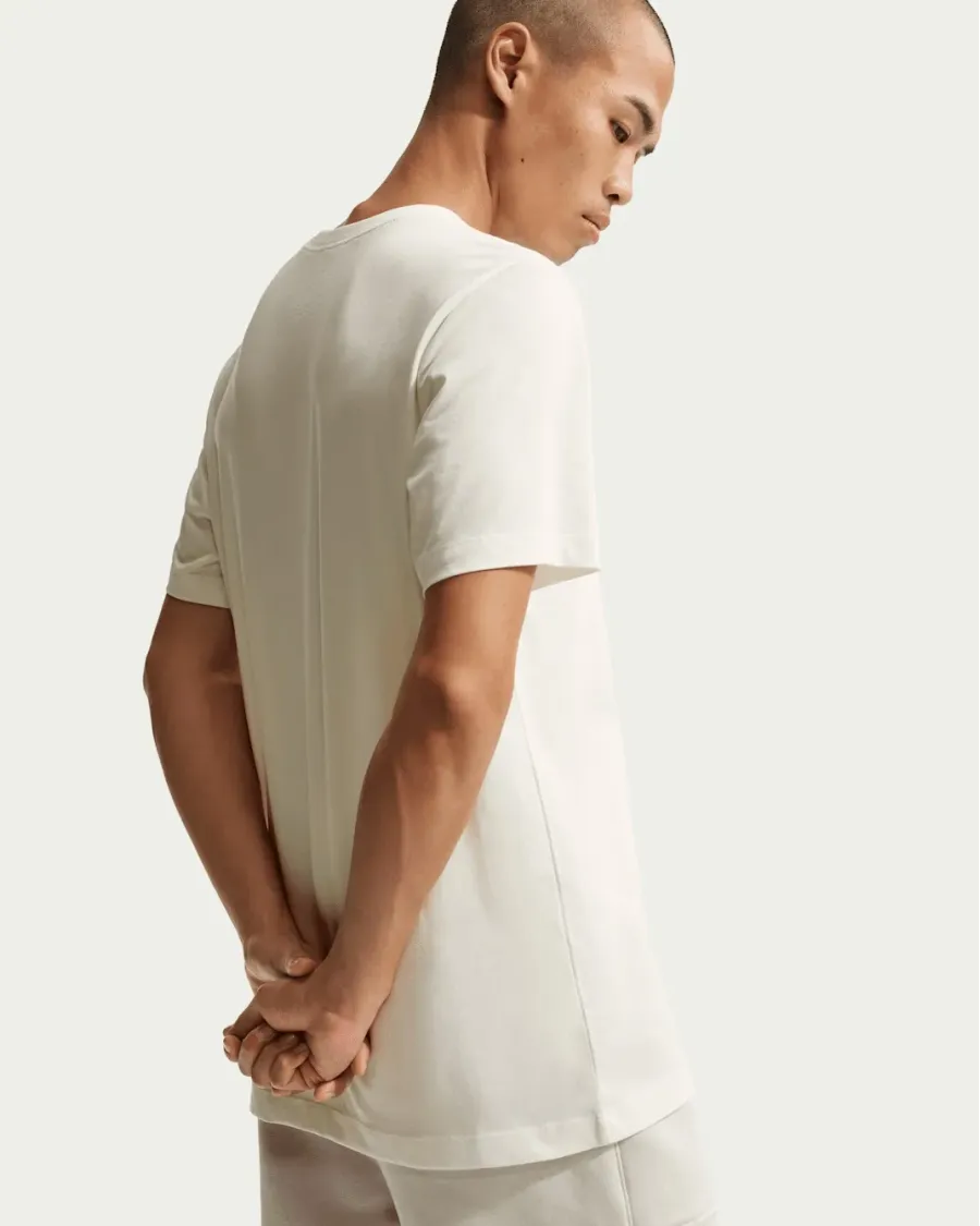 Футболка Nike Cafe Swoosh Mug Tee IH1159-133