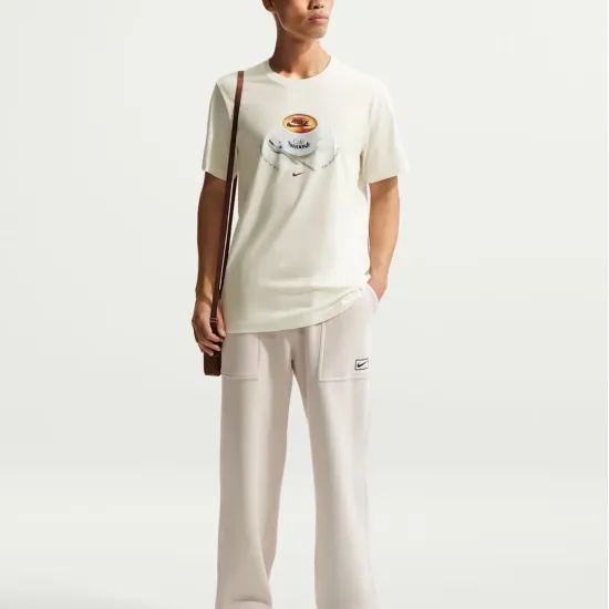 Футболка Nike Cafe Swoosh Mug Tee IH1159-133