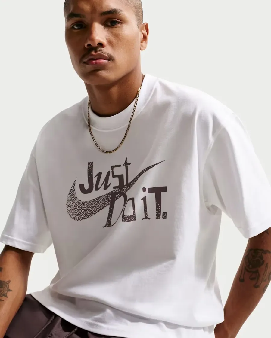 Футболка Nike Sportswear IH1375-100