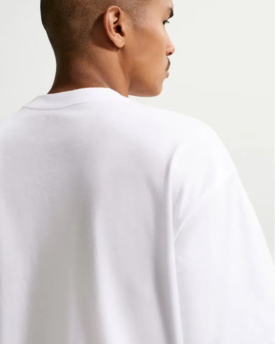 Футболка Nike Sportswear IH1375-100