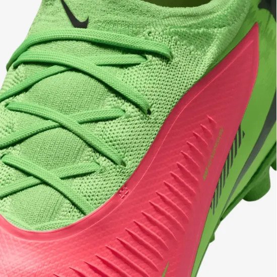 Сороконіжки Nike Phantom 6 Low Pro 