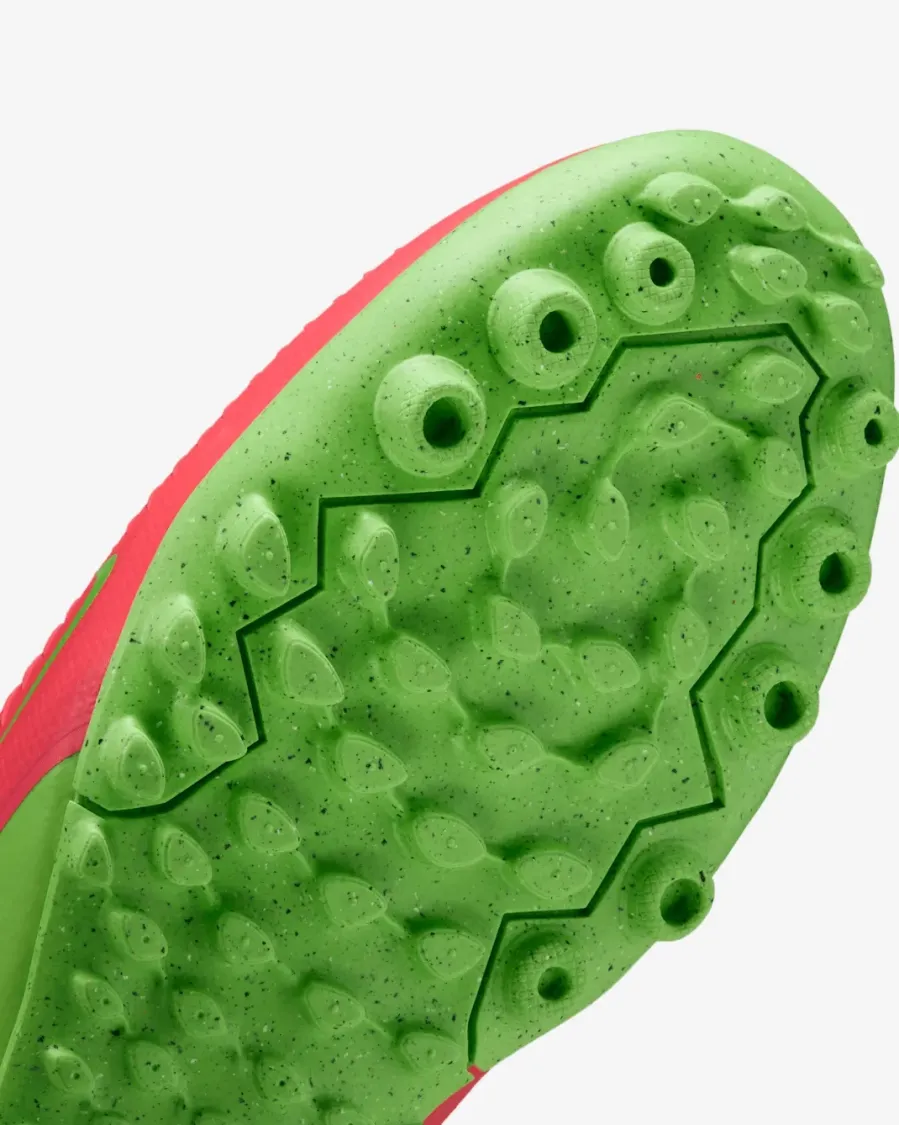 Сороконіжки Nike Phantom 6 Low Pro 