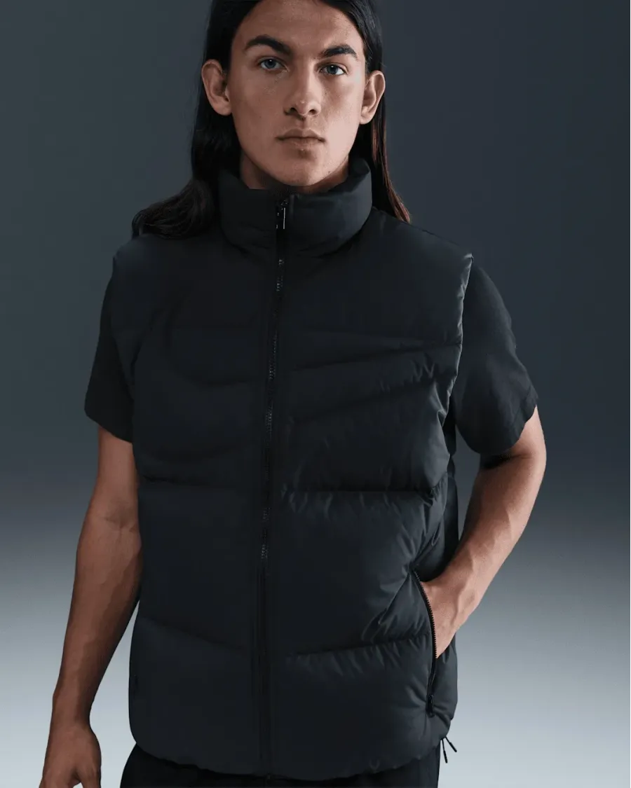 Жилетка Nike Therma-FIT Club Vest IH2368-010