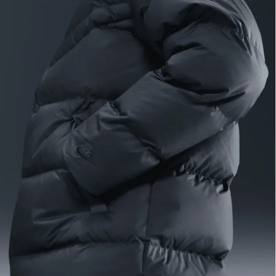 Куртка Nike Sportswear Club Puffer IH2377-010