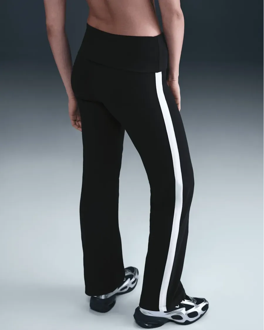 Штани Nike Sportswear High-Waisted Fold-Over IH4063-010