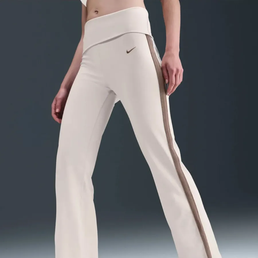 Штани Nike Sportswear High-Waisted Fold-Over IH4063-104
