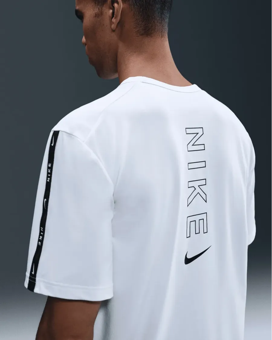 Футболка Nike Sportswear CS Dri-FIT Tee IH4288-100