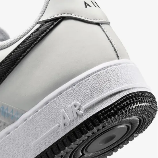 Кросівки Nike Air Force 1 '07 LV8 IH4462-001