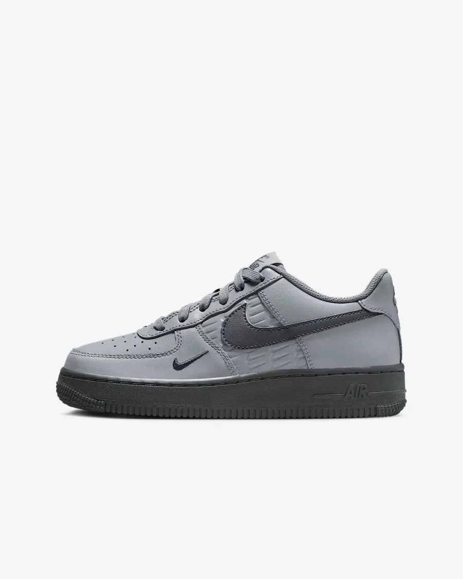 Кросівки Nike Air Force 1 IH4475-025