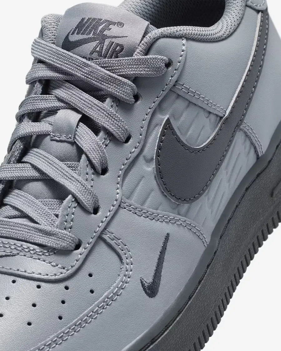 Кросівки Nike Air Force 1 IH4475-025