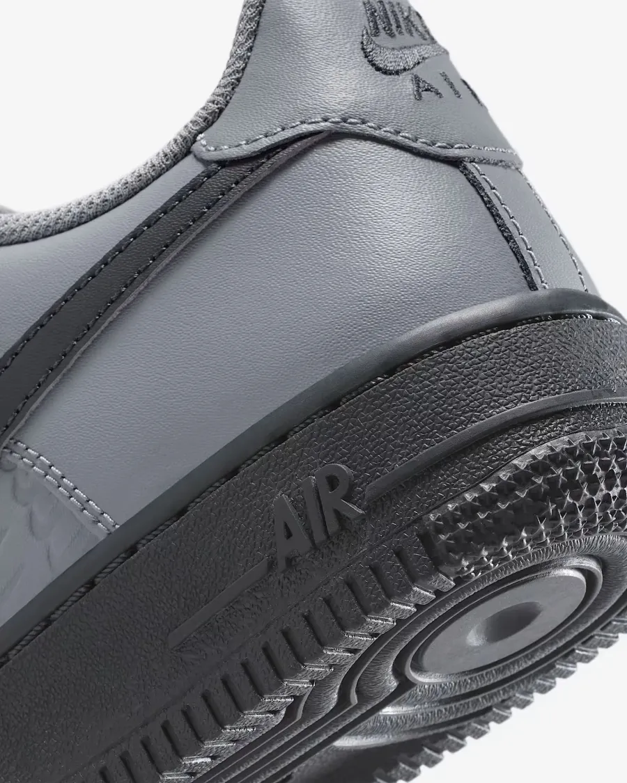 Кросівки Nike Air Force 1 IH4475-025
