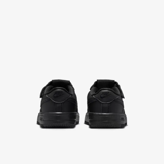 Кросівки Nike Force 1 Low EasyOn IH4491-001