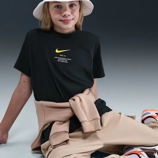 Футболка Nike Sportswear IH5202-010