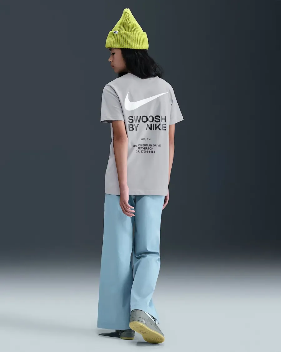 Футболка Nike Sportswear IH5202-077