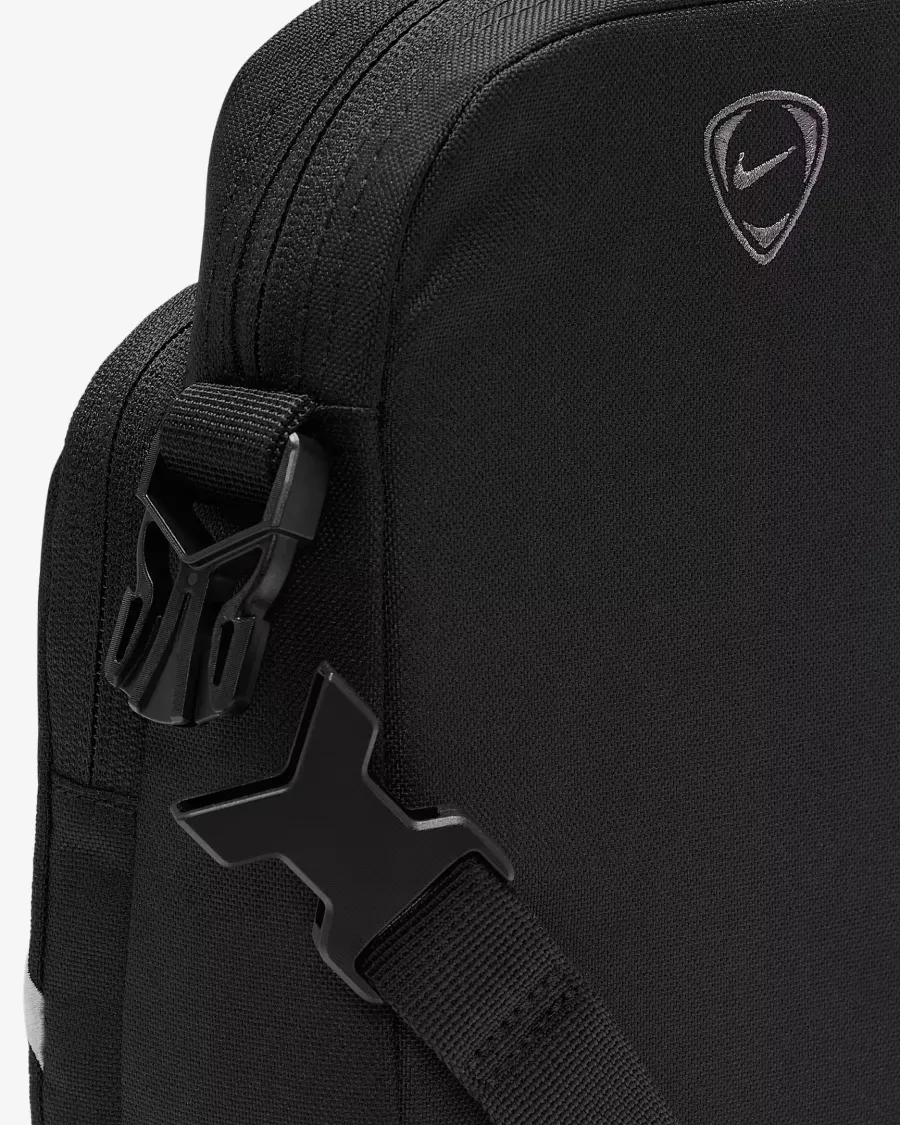 Сумка Nike Heritage Total 90 Crossbody Bag IH7551-010