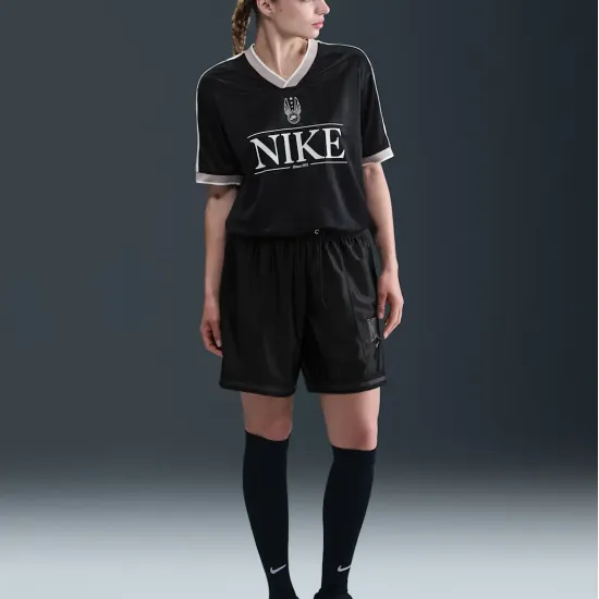 Футболка Nike Sportswear V-Neck Jersey Top IH8504-010