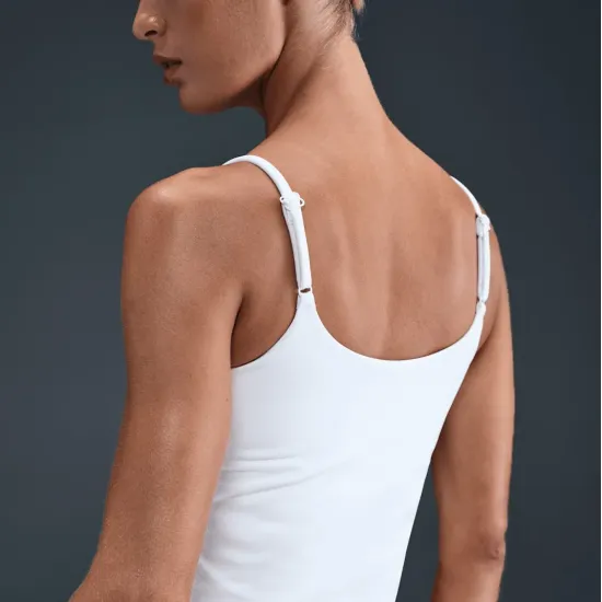 Майка Nike One Dri-FIT IH8605-100