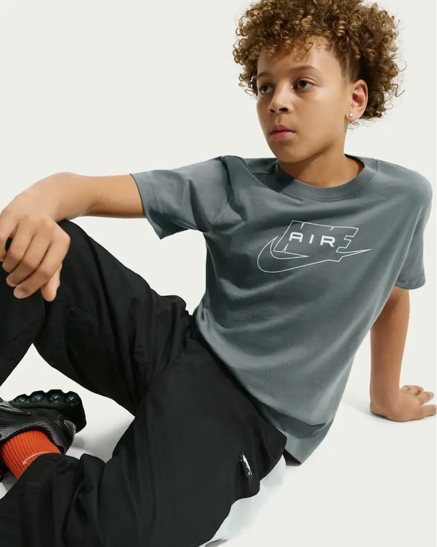 Футболка Nike Sportswear II0287-084