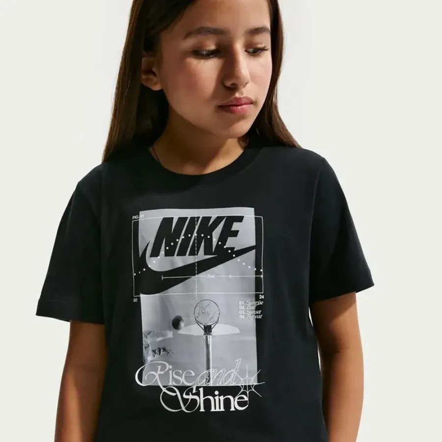 Футболка Nike Sportswear II0385-010