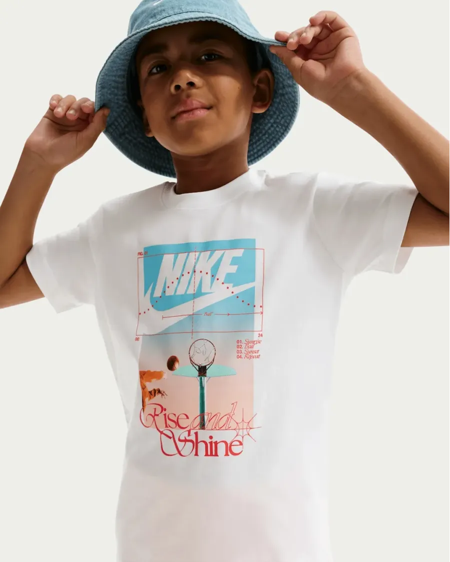 Футболка Nike Sportswear II0385-100