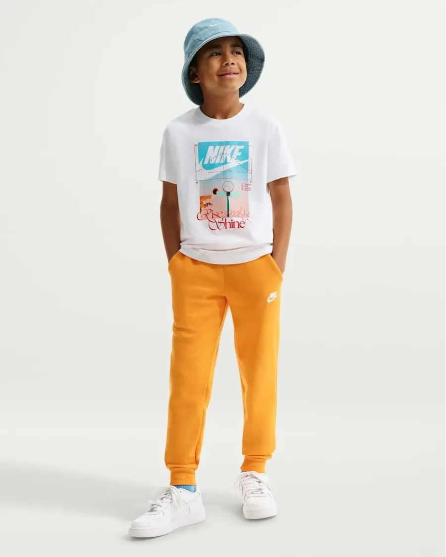 Футболка Nike Sportswear II0385-100