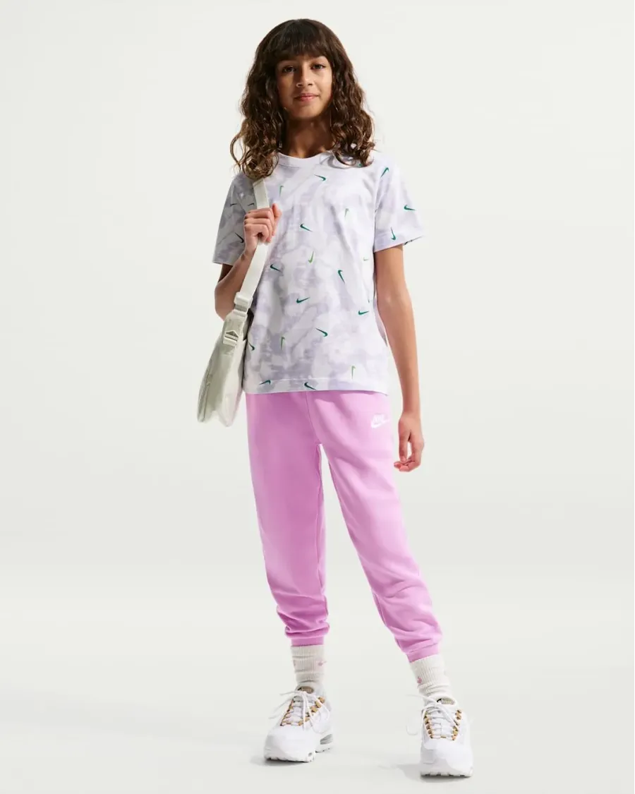 Футболка Nike Sportswear II0458-100