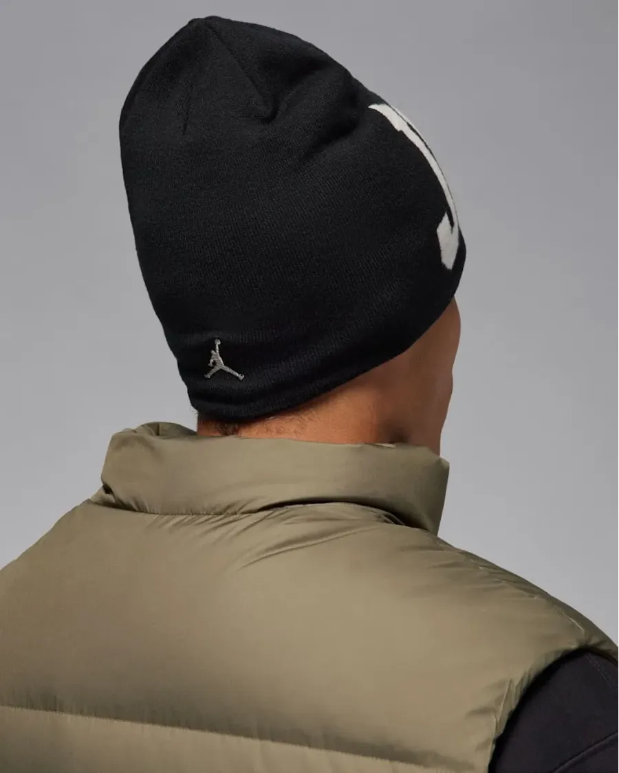 Шапка Nike Air Jordan Peak Beanie II1716-010