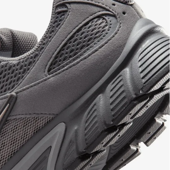 Кросівки Nike V5 RNR II6292-006
