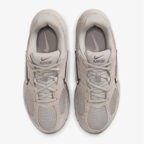 Кросівки Nike V5 RNR II6294-201