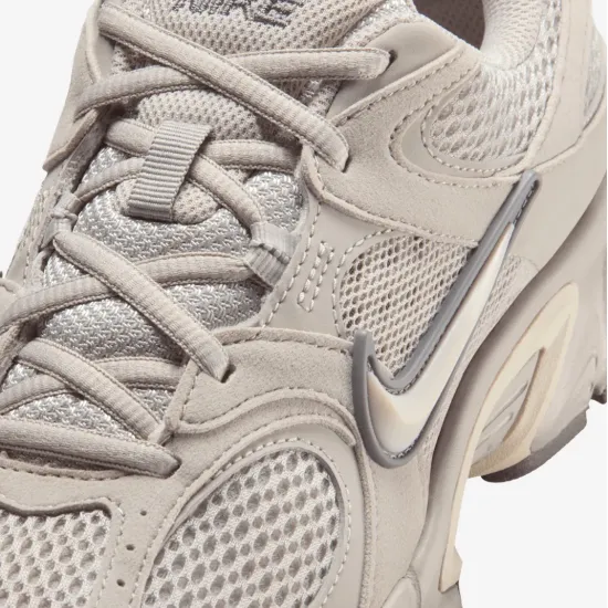 Кросівки Nike V5 RNR II6294-201