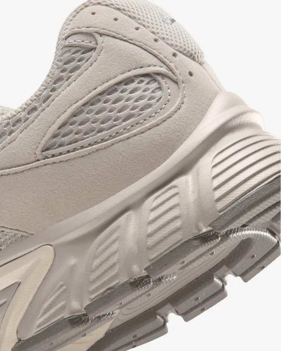 Кросівки Nike V5 RNR II6294-201