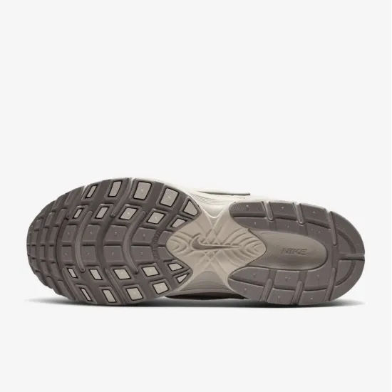 Кросівки Nike V5 RNR II6294-201