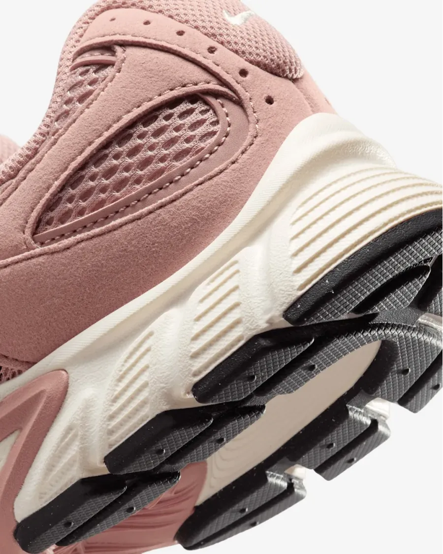 Кросівки Nike V5 RNR II6294-600