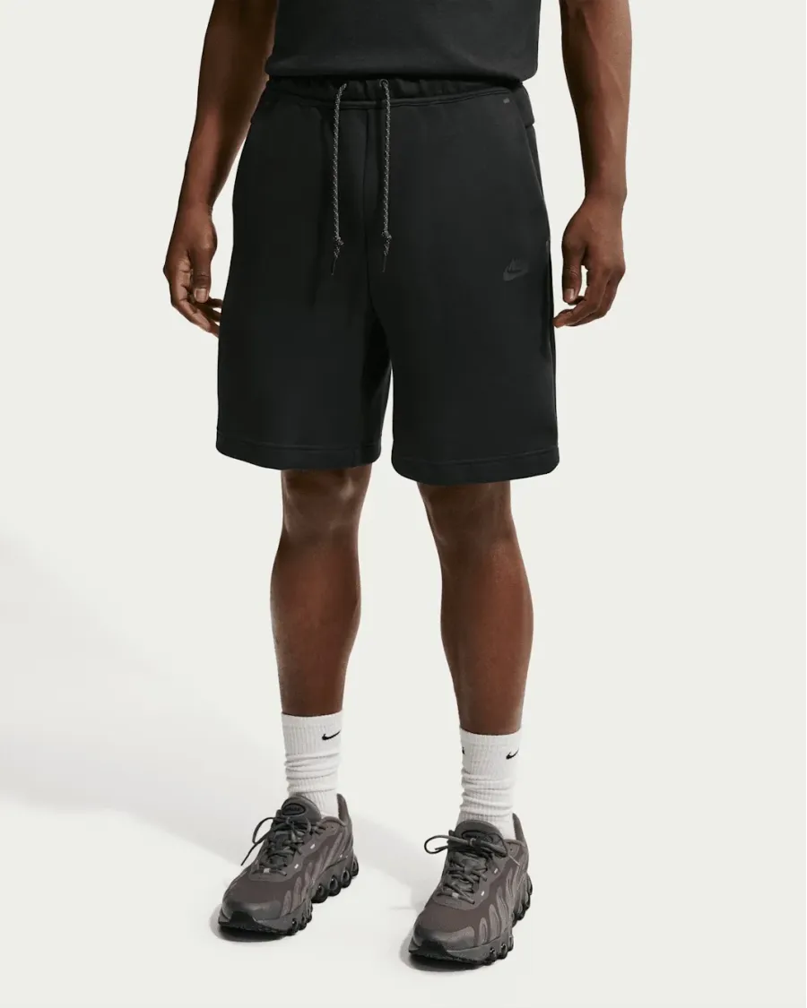 Шорти Nike Sportswear Tech Fleece IM0693-010