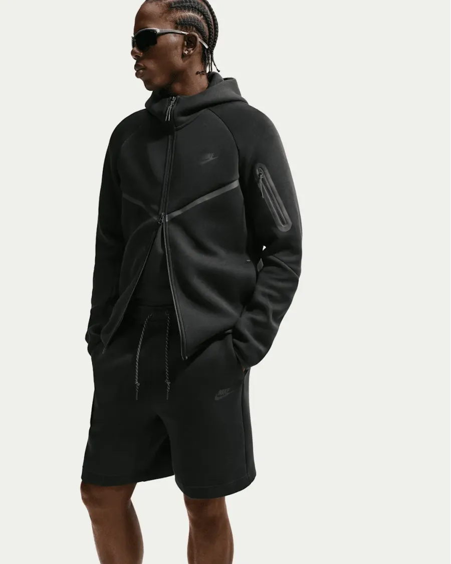 Шорти Nike Sportswear Tech Fleece IM0693-010