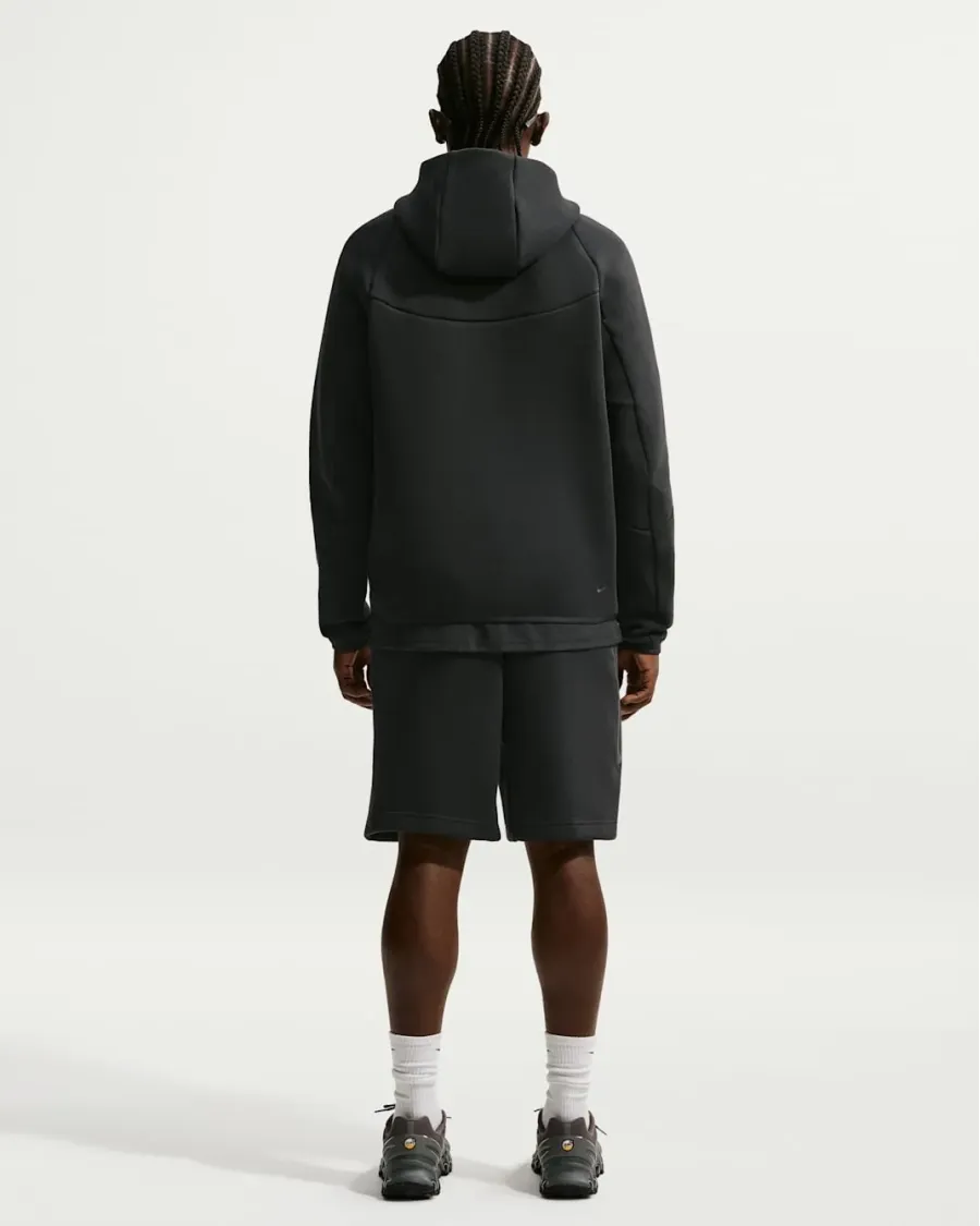Шорти Nike Sportswear Tech Fleece IM0693-010