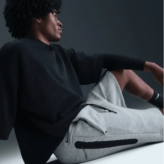 Шорти Nike Sportswear Tech Fleece IM0693-063