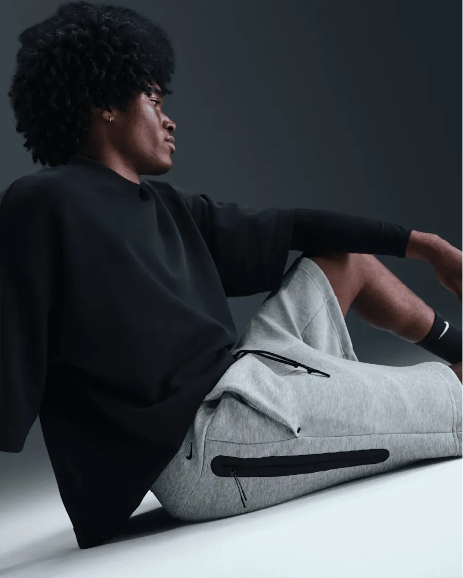 Шорти Nike Sportswear Tech Fleece IM0693-063